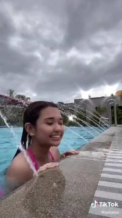 Jeila Dizon