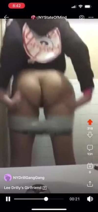 She might as well start an onlyfans LEE DRILLYS WIFE EXPOSED