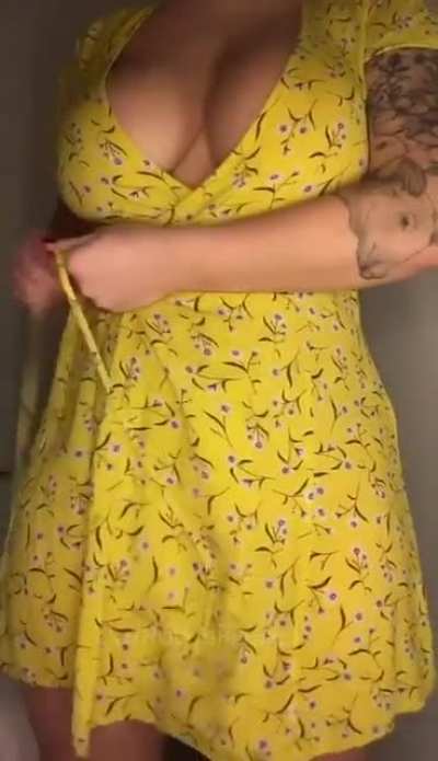 the only downfall to not wearing panties under a sundress is that your cum might trickle out a bit, hope you don&rsquo;t mind 😇