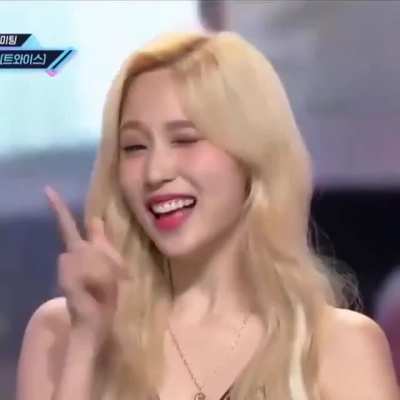 Mina wink