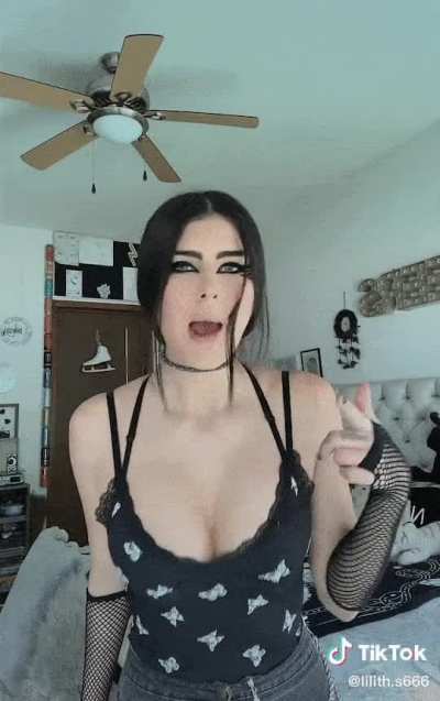 goth girl