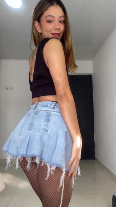 just a petite latina looking for fun
