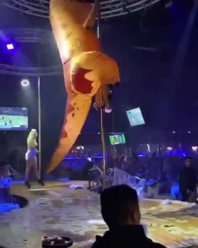 Lemme get a dinosaur costume !