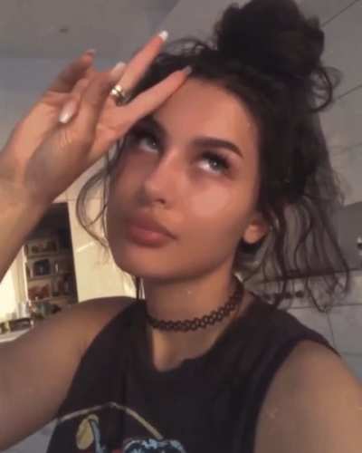 So hot and pretty!