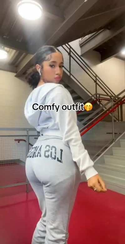 😫😫