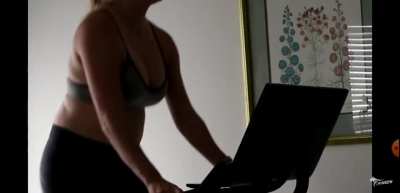 Slow mo Bouncing titties
