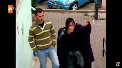 Boş boş selena izliyordum m&uuml;kemmel bir g&ouml;nderme buldum hi&ccedil; beklemiyordum