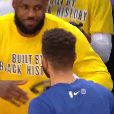 Bron had to pause the interview for Steph 🤝😄 Wait!! did he just say that that&rsquo;s his all star? 👀