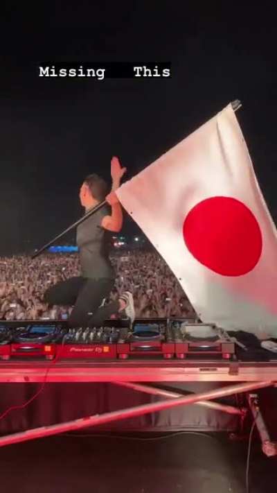 Things I&rsquo;m in need of: seeing Skrillex live in concert again 🇯🇵