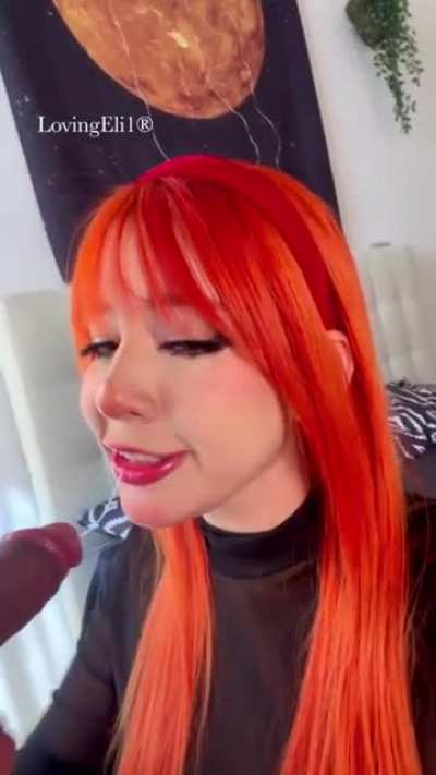 Sucking cock makes me a happy girl 😊
