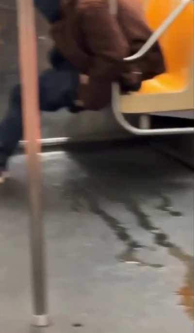 🤦🏽&zwj;♂️