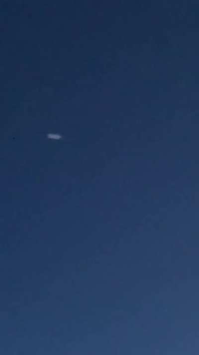 Sighting by commercial pilot on March 23, 2021.