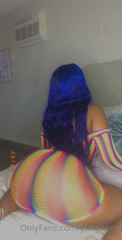 Blue hair we here