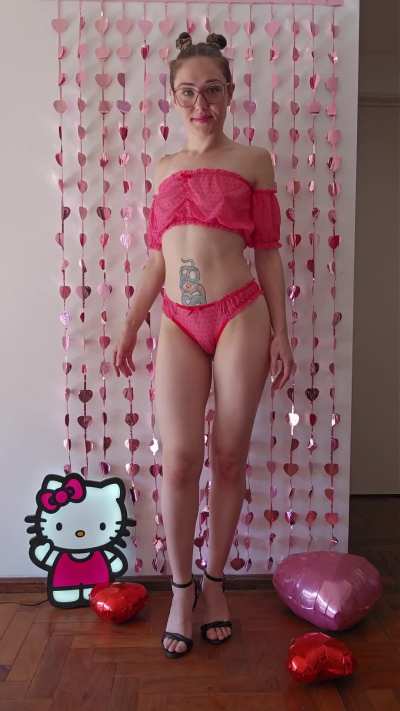 A Valentine's Day with lots of pink