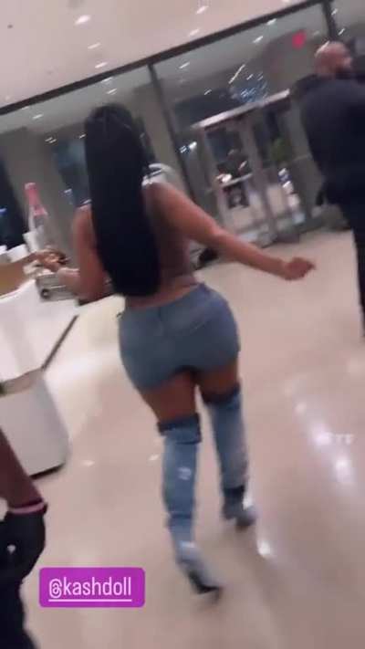 Kash Doll