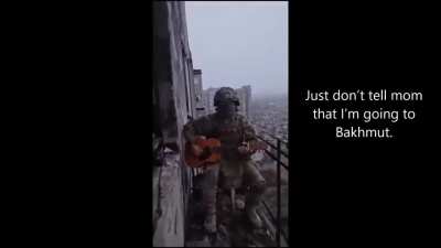 Russian soldier sings &lsquo;don&rsquo;t tell mama I&rsquo;m going to Bakhmut&rsquo; whilst fighting can be heard in the background - December 2023
