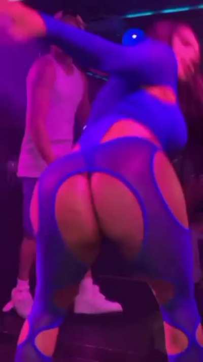 Taina Costa