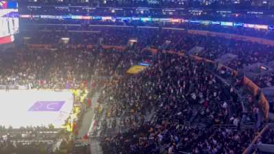 [highlight] Light the beam chants break out during the end of the lakers kings game.