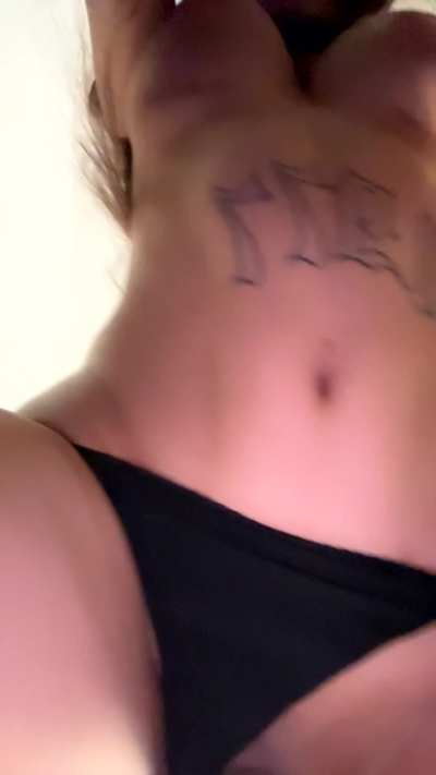 Imagine your sister waking you up like that every morning!