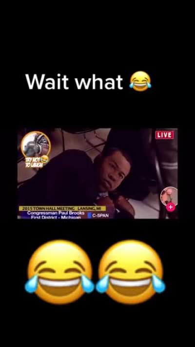 Bruh at the Congress at the wrong time 😂