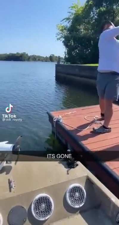 He&rsquo;s outta there!