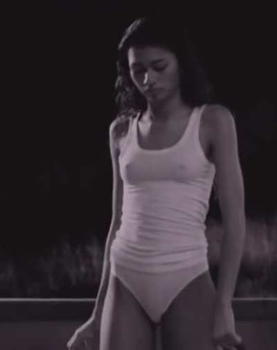 Zendaya subtle jiggle in &ldquo;Malcolm &amp;amp; Marie&rdquo;