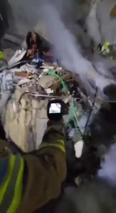 Occupied Haifa: Search operations are still Ongoing for 4 Israelis under the rubble in the targeted building in Haifa