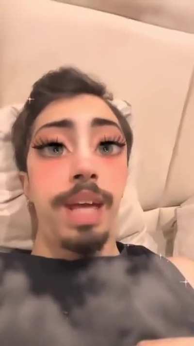 Lucas t&aacute; diferente