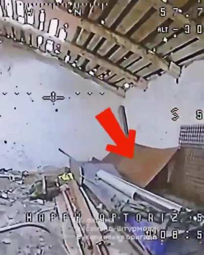 Ukrainian drone operators of the 82nd Separate Air Assault Brigade took out multiple Russian soldiers and cleared a hangar occupied by Russian infantry. Published 19.02.2026