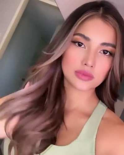 Jane De Leon