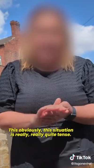 Woman berates waitress for giving her menu with calories