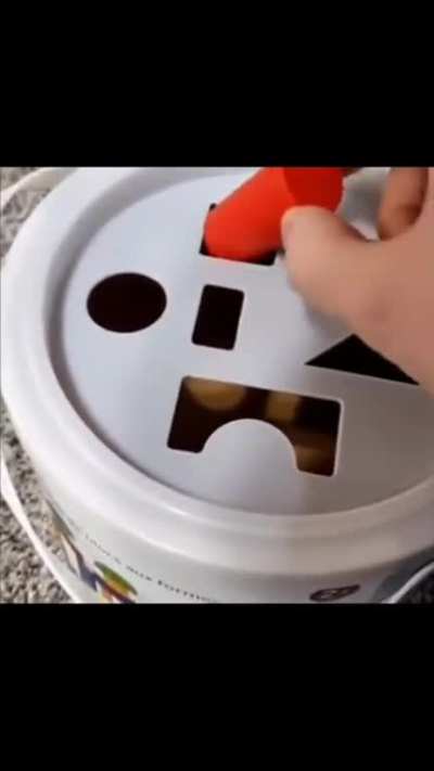 it goes in the square hole