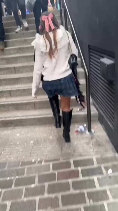 Short skirts and wind make me wonder if I&rsquo;m too slutty