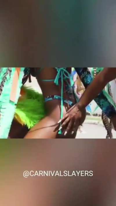 Yanique Curvy Diva looking like a goddess at carnival 😍