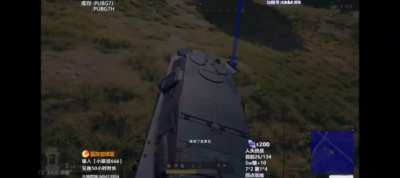 3月4日凌晨，抖音排名第二PUBG博主小跟班，打游戏遇见自爆卡车。博主开麦让对方说话，对方上来大喊我是习近平，直播间瞬间被封。