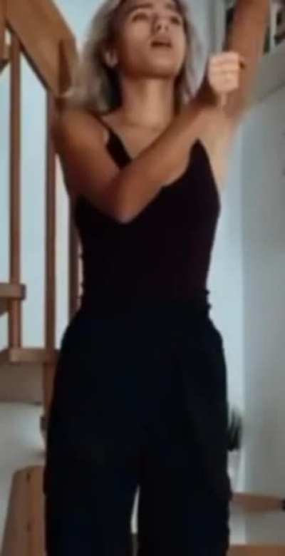 Jiggly Tits