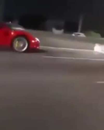 El ferrari: estoy cansado, jefe