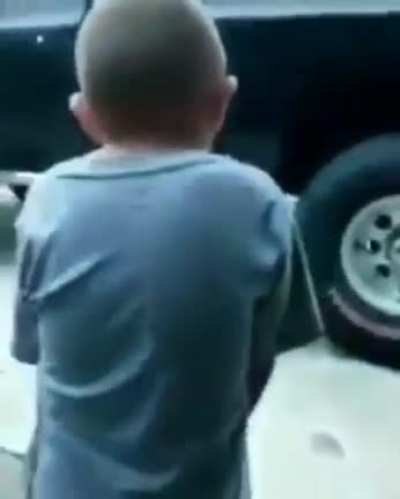 bald ass head 😂