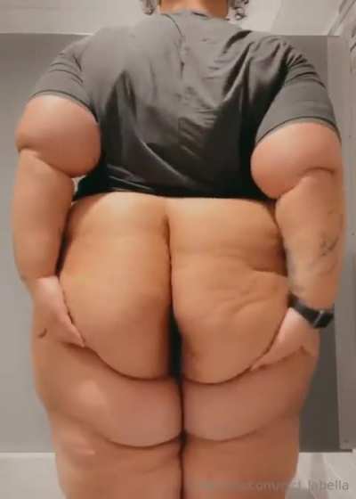 Redbone milf