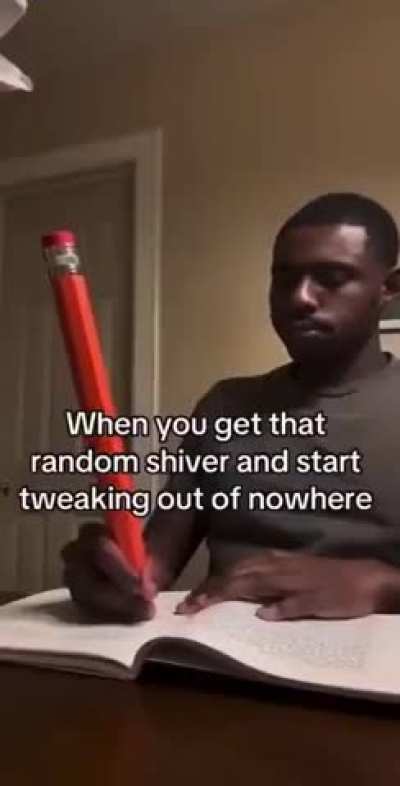 Drake the type to use this bigass pencil