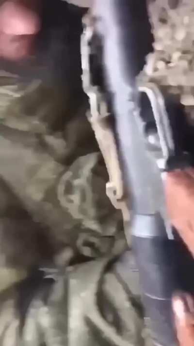 Chechen soldiers smiling under heavy fire in Ukraine
