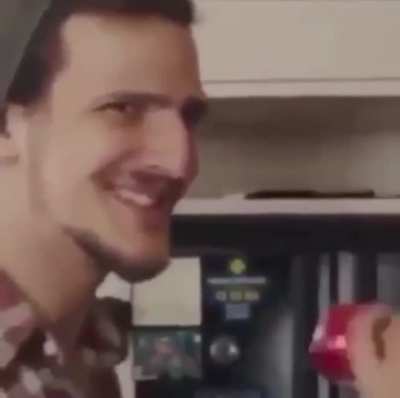 Cola, no pene