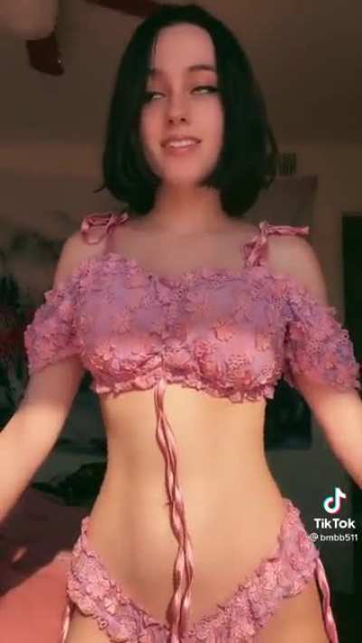 Cute outfit, sexy girl