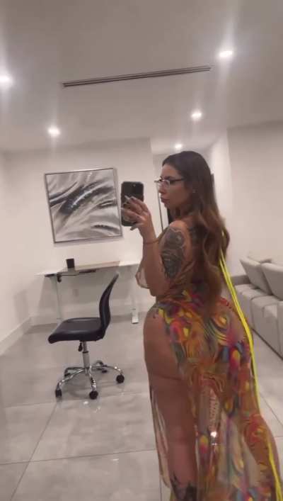 god the things I would do with Gigi Torres&rsquo; ass, incredible