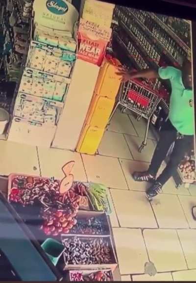 WCGW pointing a shotgun at my toes