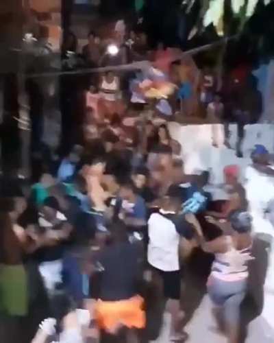 Roda punk da favela!