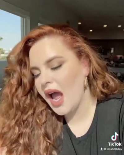 &ldquo;Fat positive&rdquo; influencer who constantly complains about body shaming posted this 😬