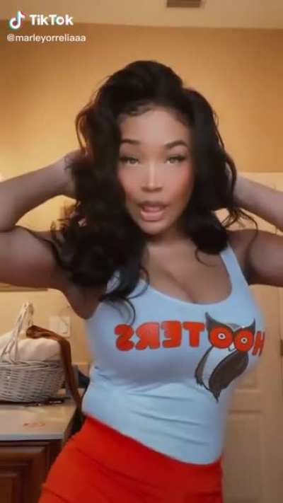 Hooterz