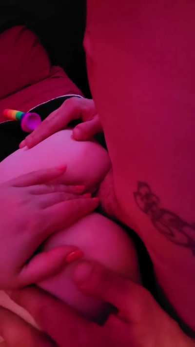 Wife loves playing with her asshole while I stretch her pussy 