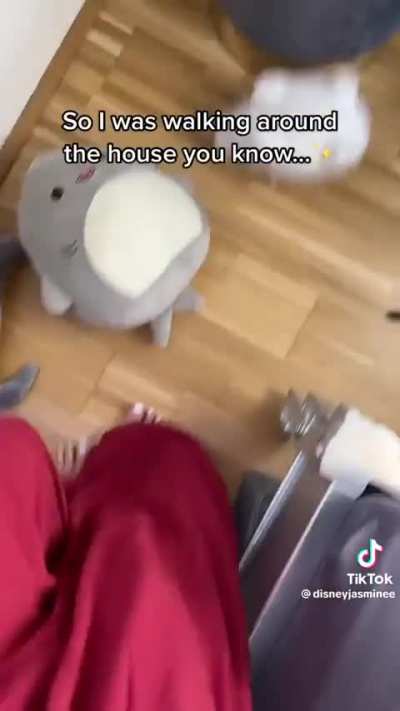 Her feet on fleek